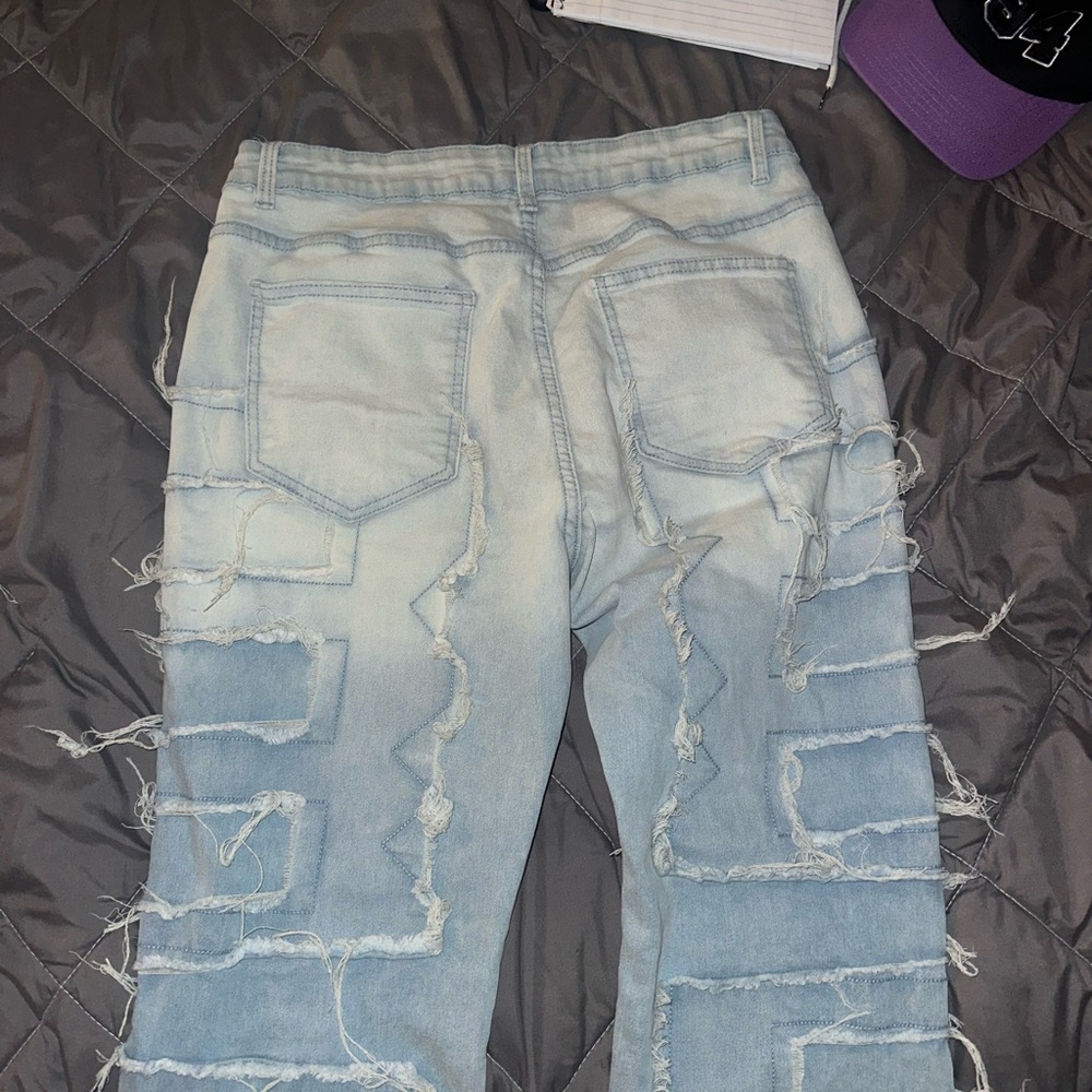 Jeans - Picture 2 of 3
